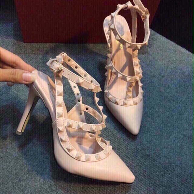Cao gót valentino sale