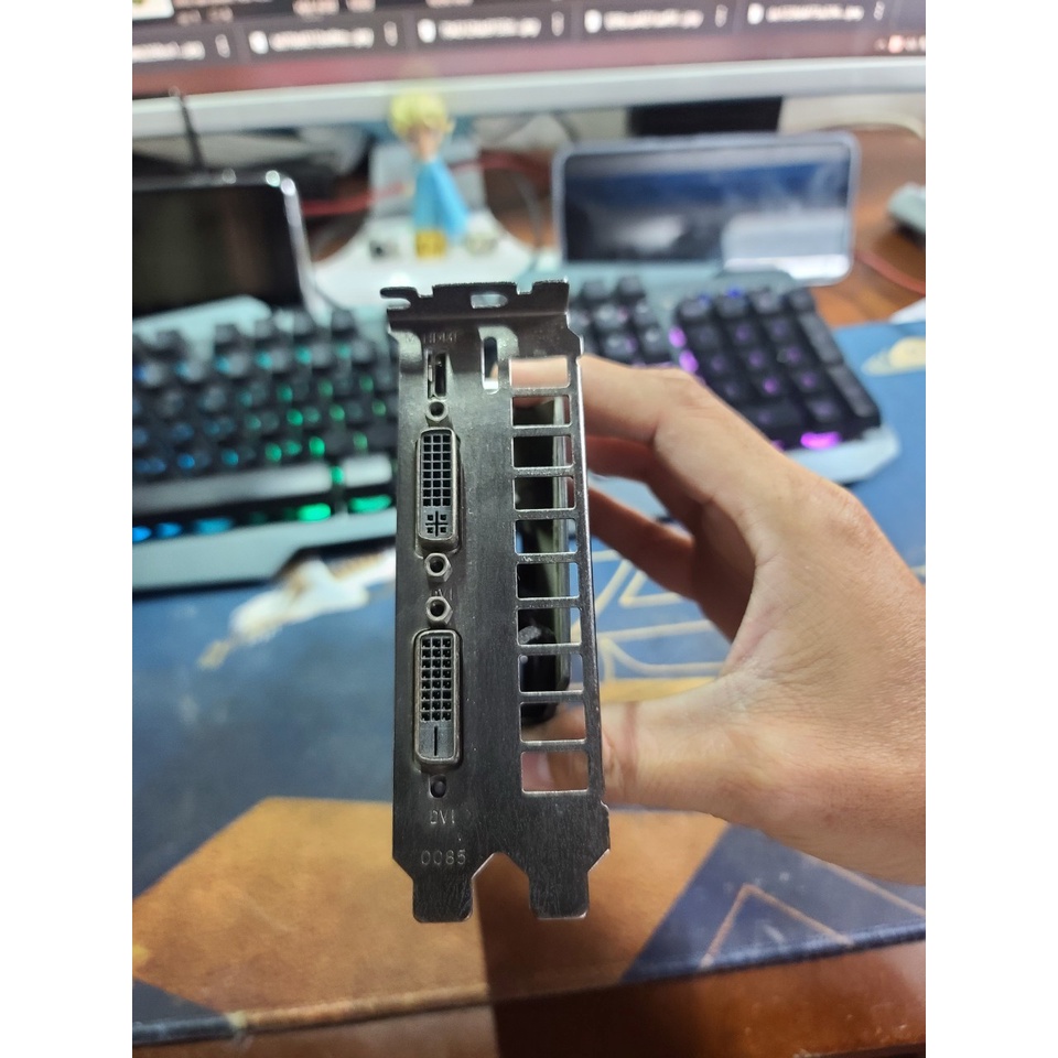 - VGA GTX 740 1GB DDR5 128 bit - chơi LMHT siêu mượt - FIFA ONLINE ok