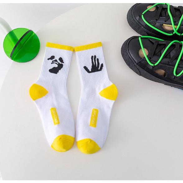 Vớ Tất thể thao cổ cao Nam Nữ phong cách trẻ trung và năng động.