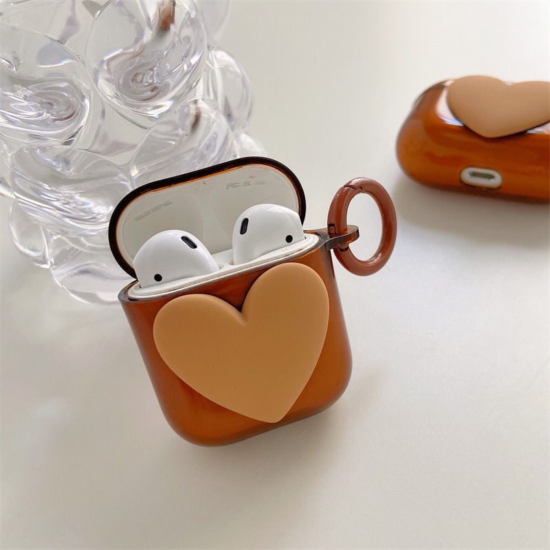 Vỏ bảo vệ hộp sạc tai nghe không dây bluetooth Airpods 1 / 2 / 3/ Pro gắn charm tim nâu chống va đập
