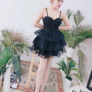 Đầm cúp xòe 2 dây tầng ren lưới