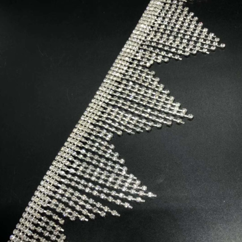 1417496     Dây Xích Tua Rua Đính Đá Cao Cấp Dùng Hóa Trang Biểu Diễn