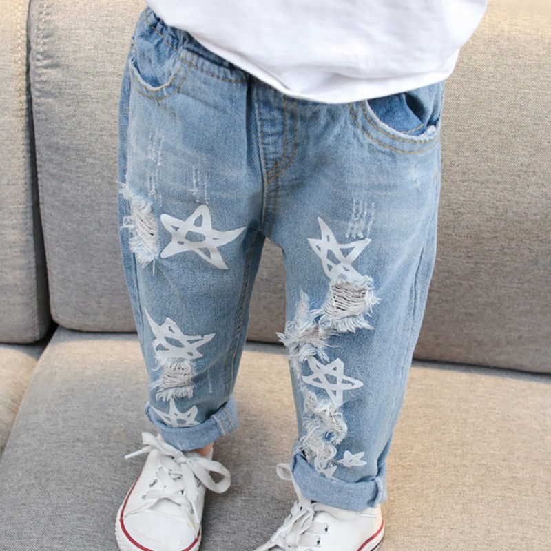 Quần jeans rách họa tiết ngôi sao năng động cho bé