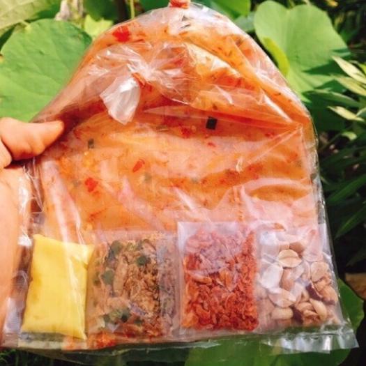 Bánh tráng bơ tứ vị - Đặc sản Tây Ninh