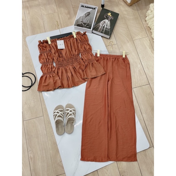 Set bộ bệt vai nhún