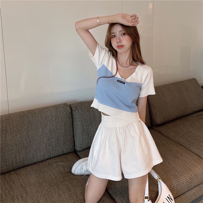 IELGY   Áo Thun Dệt Kim Tay Ngắn Cổ Chữ v Màu Sắc Tương Phản Dành Cho Nữ