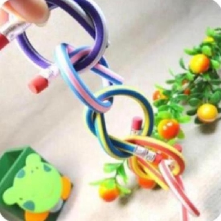 Bút chì uốn cong siêu dẻo dễ thương cho bé