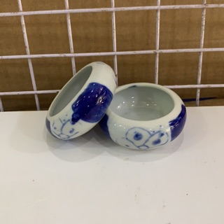 Cống Sứ - Chén Sứ Đựng Sâu Cho Chim Chích Choè