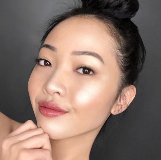 Sản phẩm highlight e.l.f Baked Highlighter