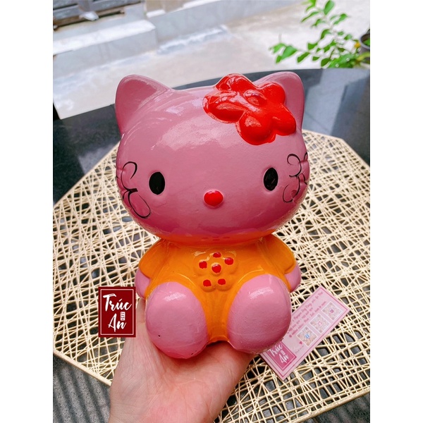 Heo đất Kitty nơ tuổi thơ (ống tiết kiệm), sơn bóng và vẽ tay sắc nét. Hàng có sẵn ship hỏa tốc HCM
