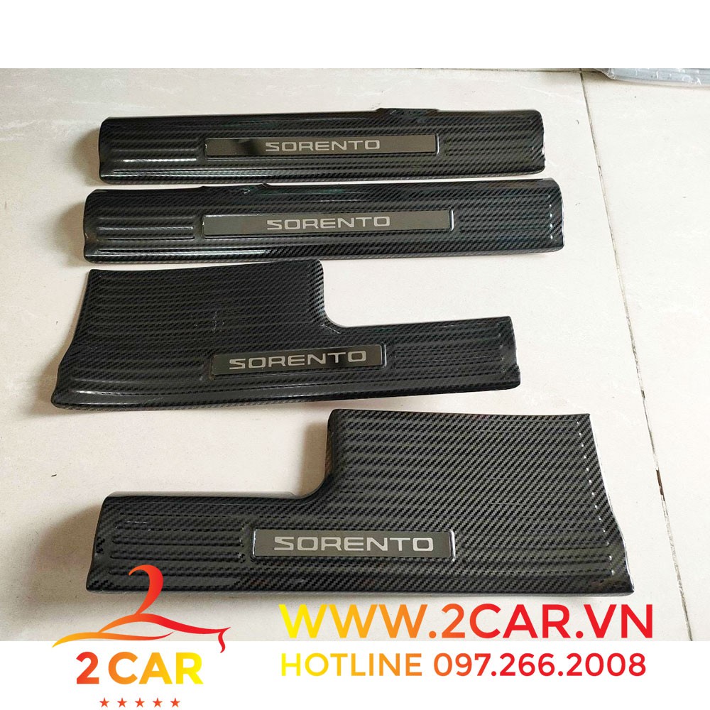 ỐP bậc chân, nẹp bước chân xe Kia Sorento 2021 chất liệu cacbon cao cấp