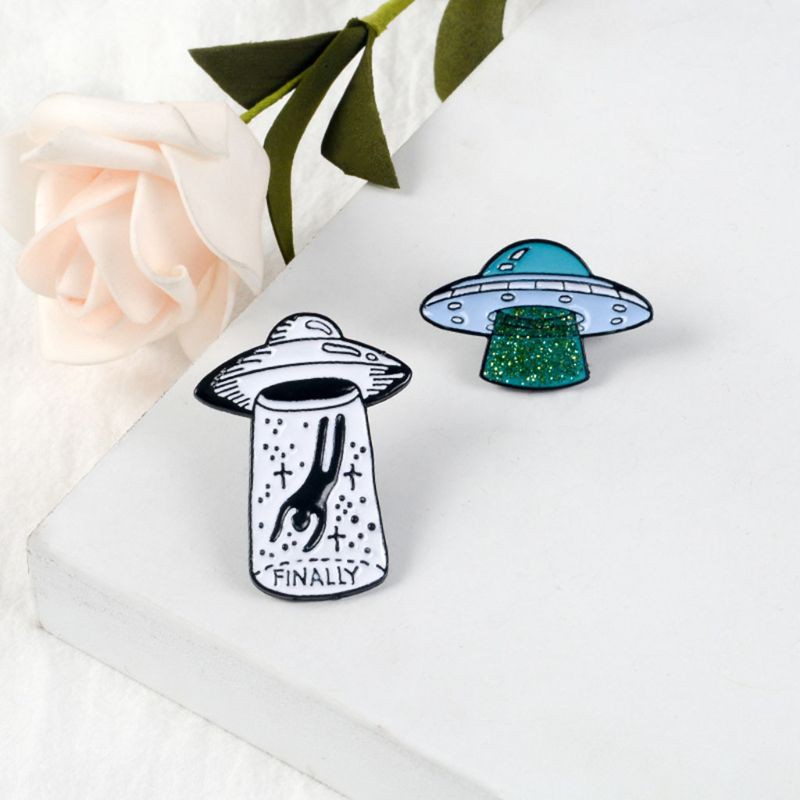 Pin cài áo đĩa bay UFO - GC033