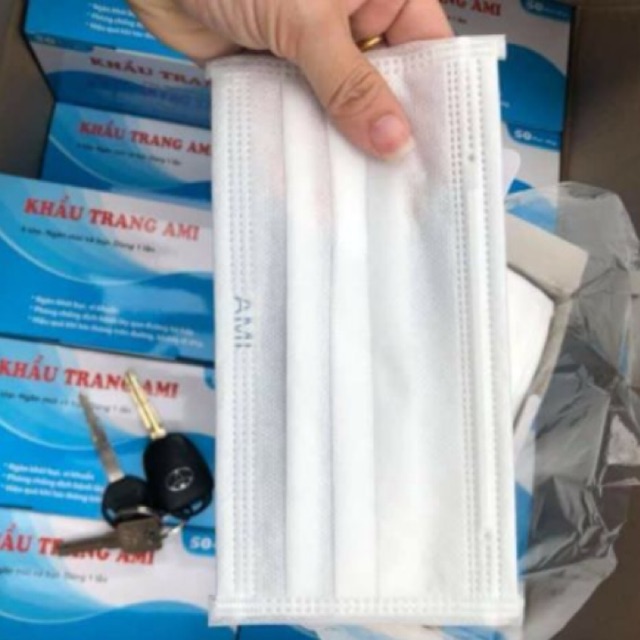 Khẩu trang 4 lớp AMI màu trắng( hộp 50c)