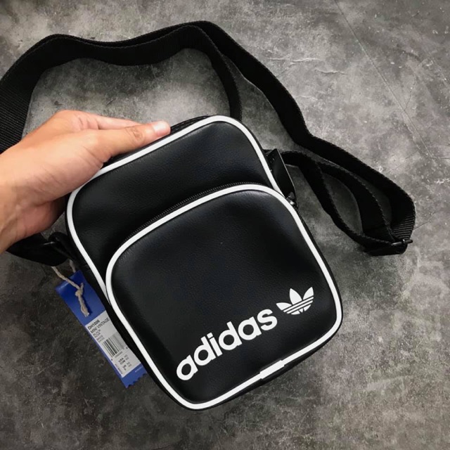 Túi da adidas