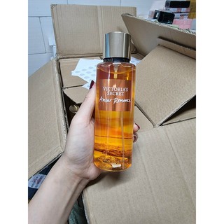 XỊT THƠM TOÀN THÂN VICTORIA'S SECRET Amber Romance 250ML