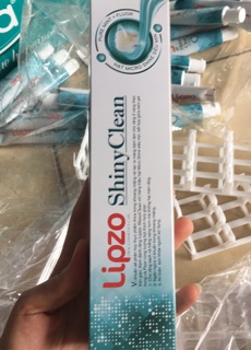 Kem đánh trắng  răng lipzo