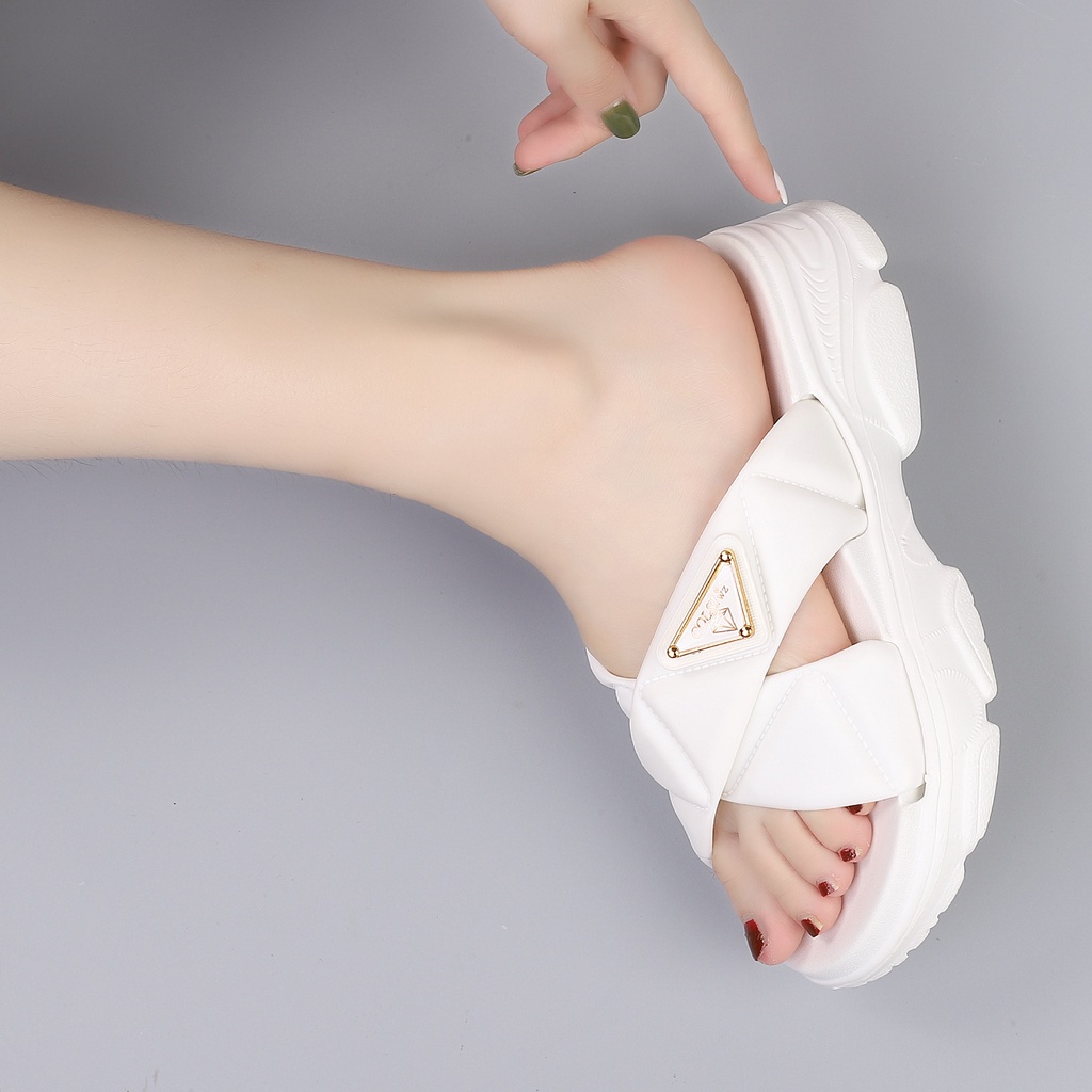 Dép Đi Biển Đế Dày Tăng Chiều Cao Thoải Mái Chống Mài Mòn Thời Trang Mùa Hè Cho Nữ