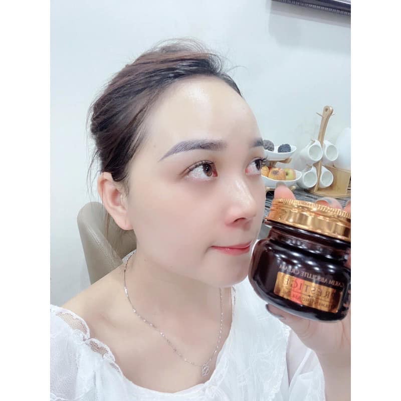 Kem dầu ngựa Zhahyo Prestige Ferment Horse Oil Garim Absolute Cream