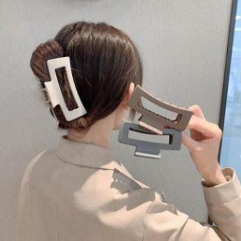 Kẹp tóc nhựa acrylic hình chữ nhật xinh xắn thời trang phong cách Hàn Quốc
