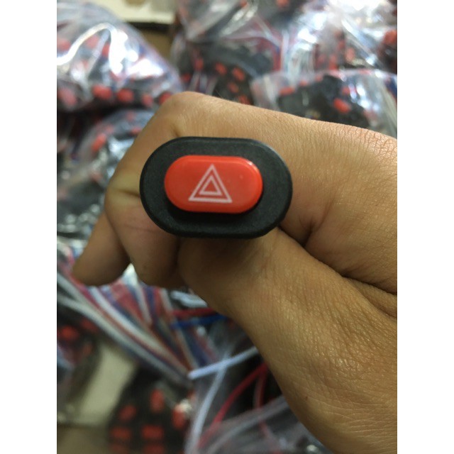 Giảm giá Công tắc hazard shop cuongtoshiro