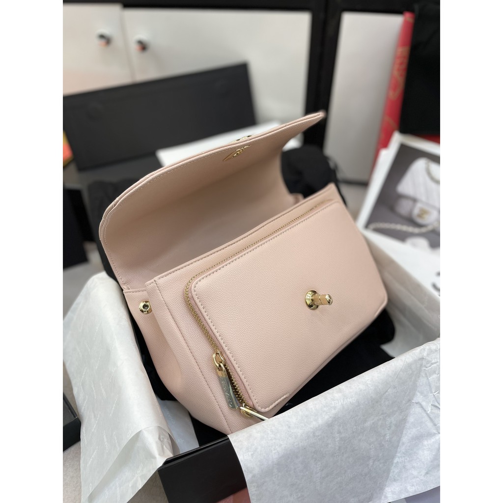 Túi Xách đeo chéo super màu kem thanh lịch . Ảnh chụp thật tại shop phát hiện copy đền 1000 lần
