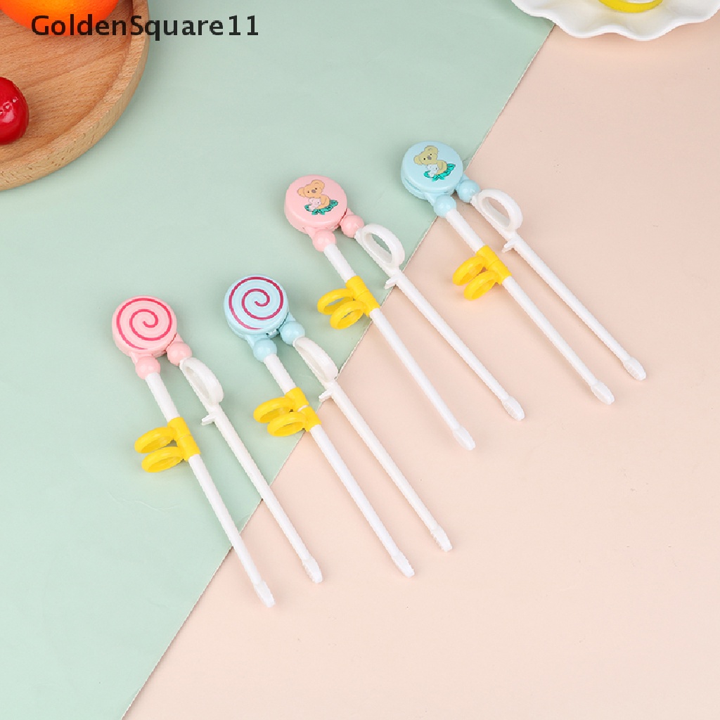 1 Đôi Đũa Nhựa Hình Hoạt Hình Cho Bé Tập Ăn GoldenSquare11