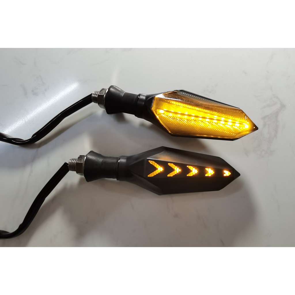 Xi nhan xe máy led chạy Audi HV shop Q2 2 mặt