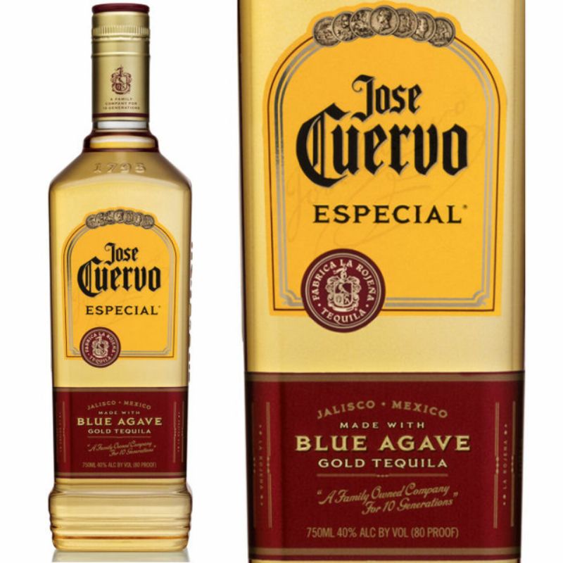 Vỏ chai đựng rượu thủy tinh Cuervo xuất xứ Mexico dung tích 750ml.