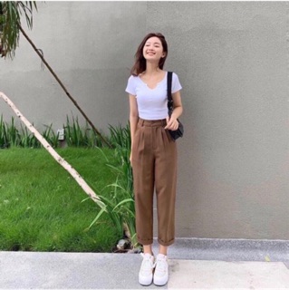 Áo croptop kiểu, Áo croptop cổ V