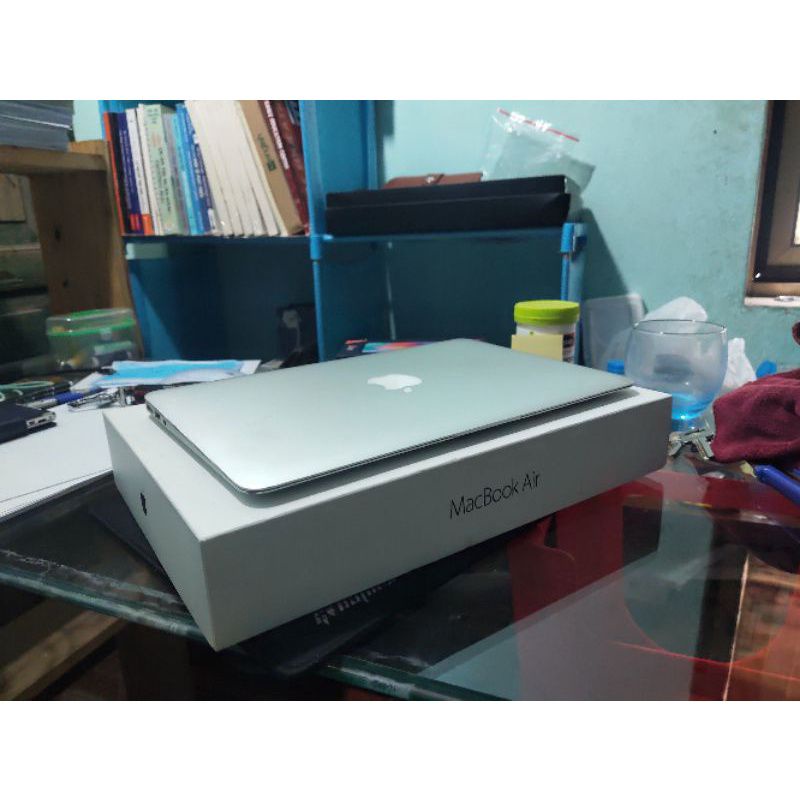 Macbook Air 2015 qua sử dụng nguyên zin đẹp 99% | BigBuy360 - bigbuy360.vn