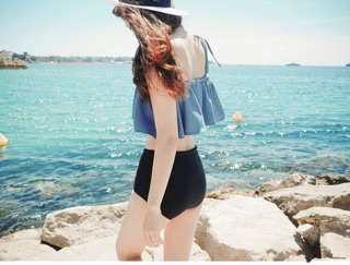 Bikini 2 mảnh hàn quốc ( có kèm ảnh khách )
