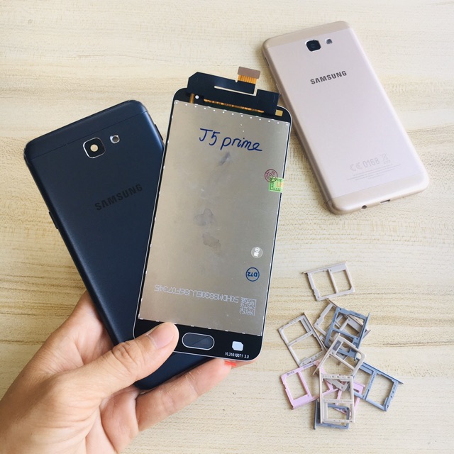 Combo Bộ Vỏ Sườn + Màn Hình Samsung J5 Prime ( G570) Hàng Cao Cấp (Tặng khay Sim)