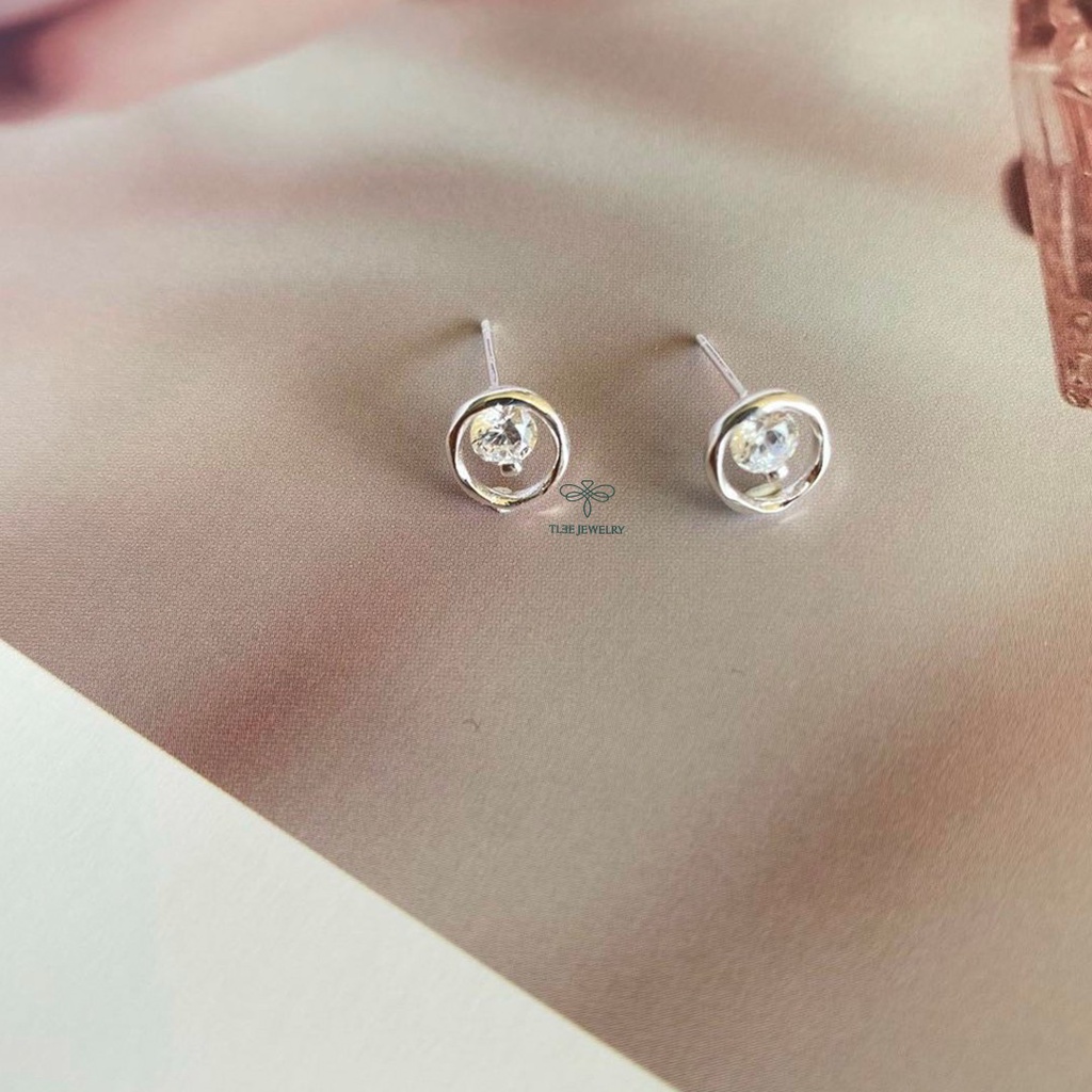 Khuyên tai bạc nữ Tlee, Bông tai hình tròn ôm đá lấp lanh- TleeJewelry