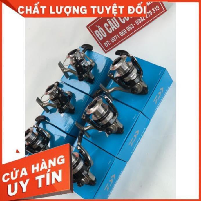 Máy Câu Cá CAO CẤP  Daiwa 2500 VÀ 4000 Hàng Chất Lượng Cao Máy Cực Khoẻ Y Hình ( TẶNG DÙ DAIWA 100M )