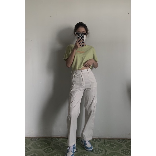 PASS QUẦN TÚI HỘP VÀ ÁO CROPTOP