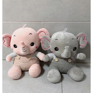 Voi bông mặc yếm ngồi 35cm cao cấp,chất miniso mềm nhũng