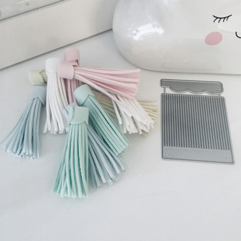Khuôn Cắt Giấy Kim Loại Họa Tiết Tua Rua Xinh Xắn