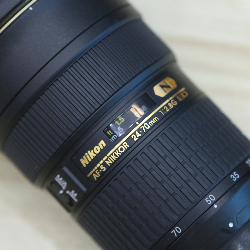 Ống kính Nikon AF-S 24-70mm F/2.8G ED