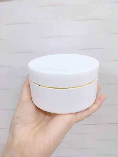 Xả rẻ hũ rỗng đựng kem 150g màu trắng có nắp lót