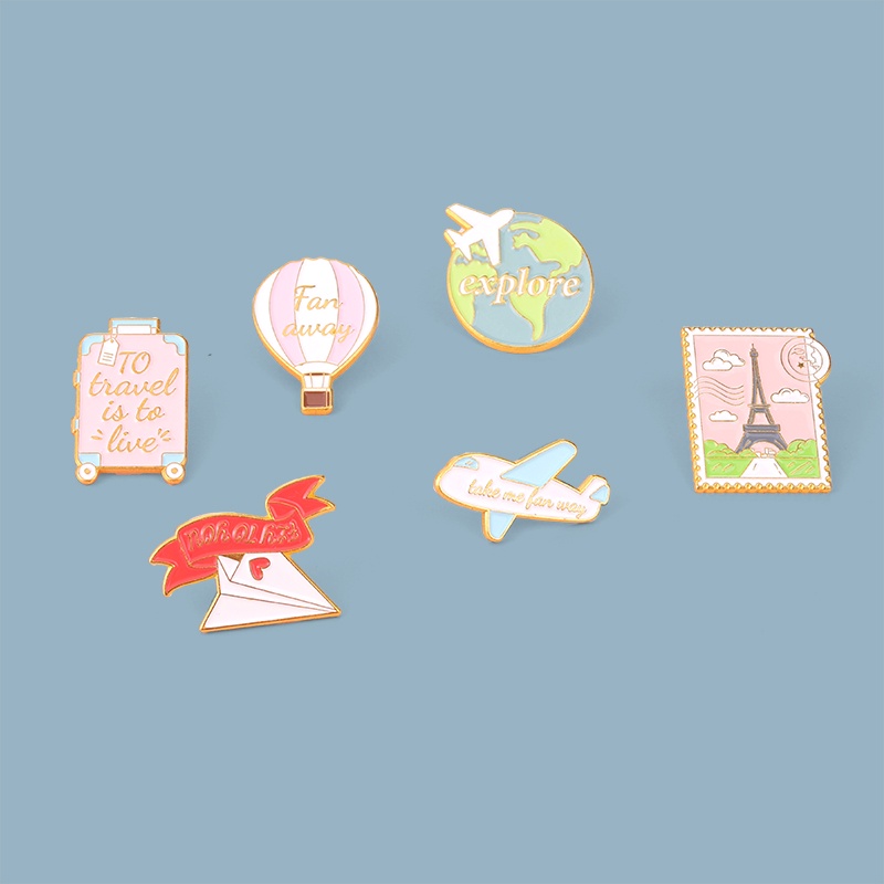 Huy hiệu cài áo tráng men họa tiết hoạt hình