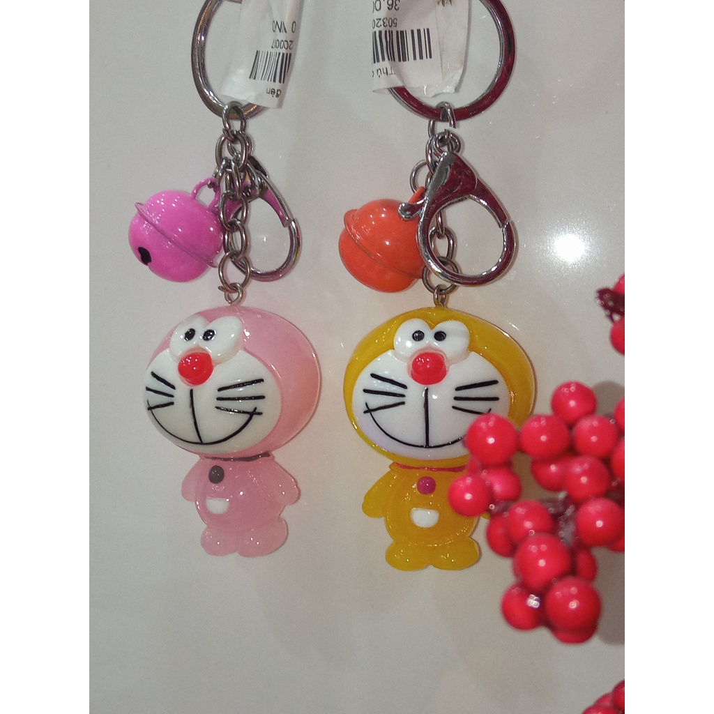 Móc khóa hình Doraemon có đèn nhấp nháy