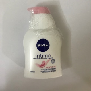 Dung dịch vệ sinh phụ nữ Nivea