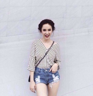 Áo sơmi cổ V sọc đứng ♥️♥️♥️