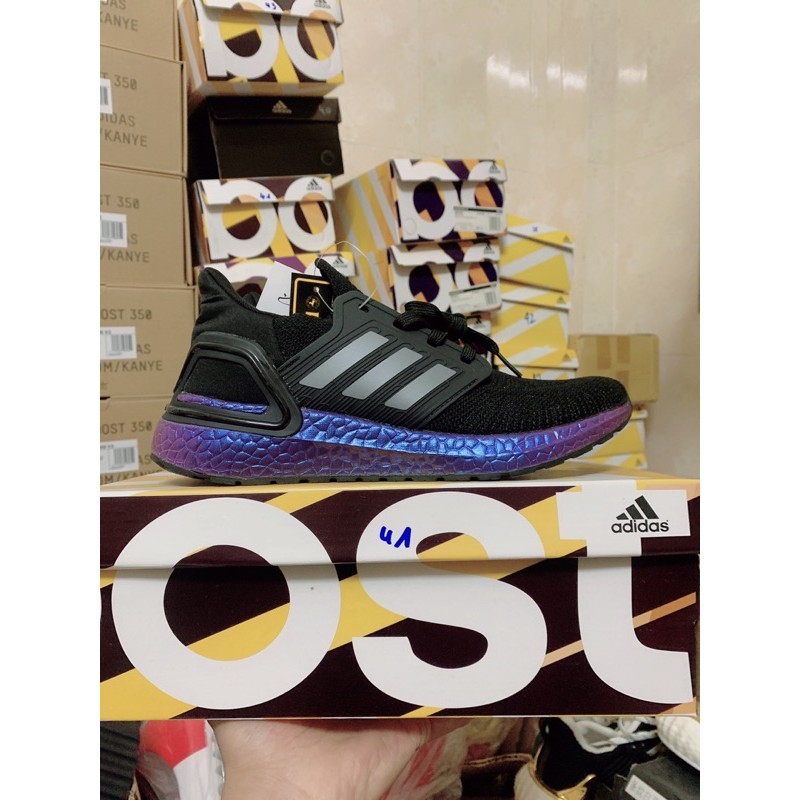 Giày Ultraboost 6.0 xám quai xanh