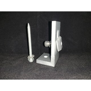 Chân L mái tôn kèm ốc phụ kiện lắp điện mặt trời