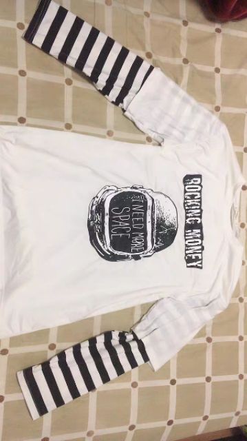 (Sẵn Trắng, Đen M L XL 2XL) Áo thun dài nối tay 95% cotton phối sọc unisex nam nữ | BigBuy360 - bigbuy360.vn