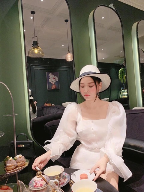 Set voan kiếng áo cổ U tay dài cột nơ phối chân vay tầng xoè