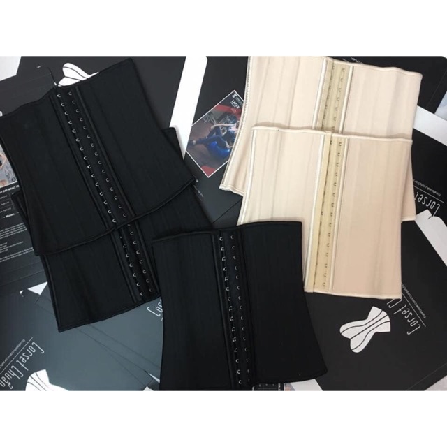 Latex corset chuẩn