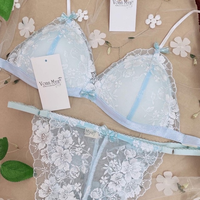 Set Bra màu xanh dương hoa thêu trắng, không gọng, Mút tam giác có đệm/mỏng Voan Mya Voanmya