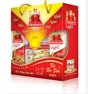 Hộp quà Tết Neptune Light 2 chai dầu Neptune 1L tặng hạt nêm vị heo 200g